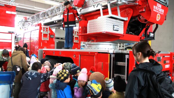 満２・３、年少職場訪問